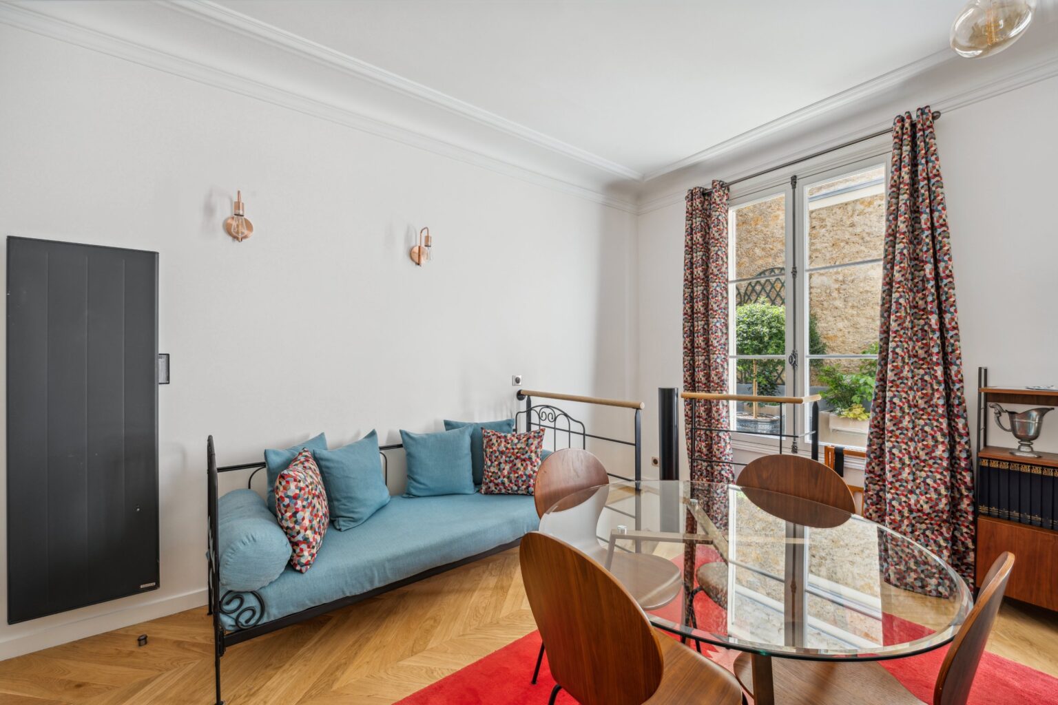 D2 booking - Bnb accommodation Paris Champs Elysees Eiffel tower - DSC_3410