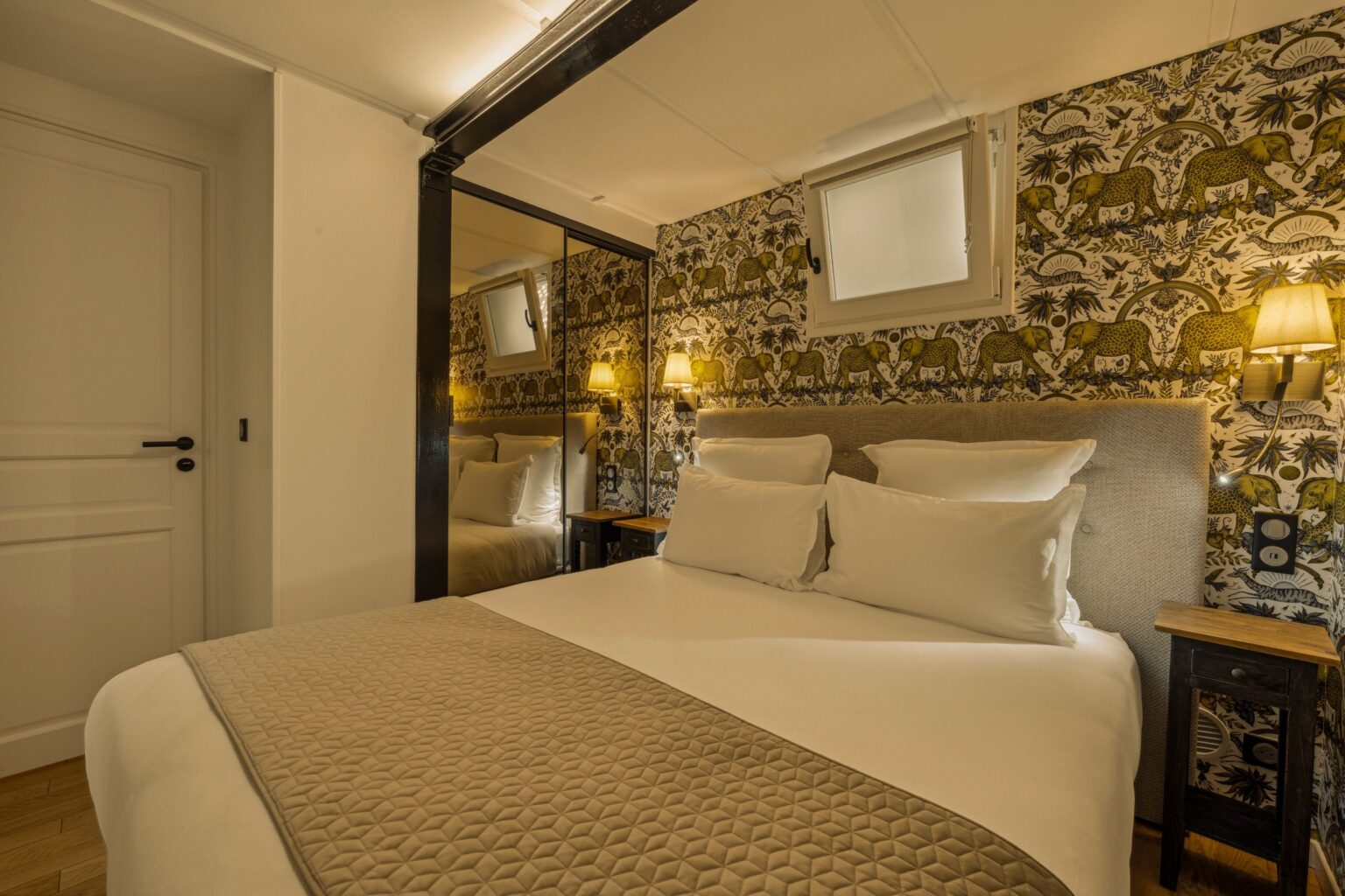 D2 booking - Bnb accommodation Paris Champs Elysees Eiffel tower - DSC_3486