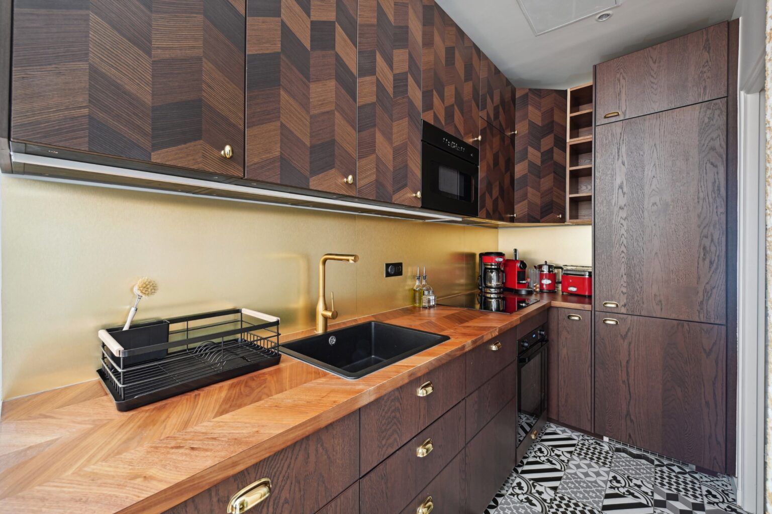 G1 booking - Bnb accommodation Paris Champs Elysees Eiffel tower - DSC_2660