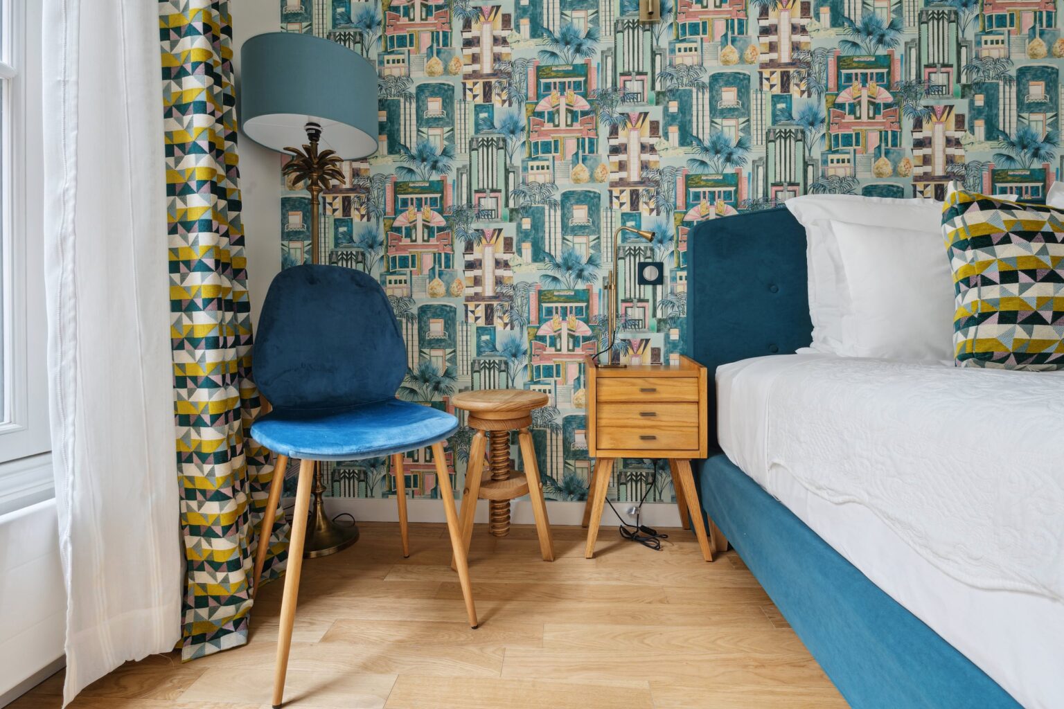 d1-booking-bnb-accommodation-paris-champs-elysees-eiffel-tower-dsc_7634-2