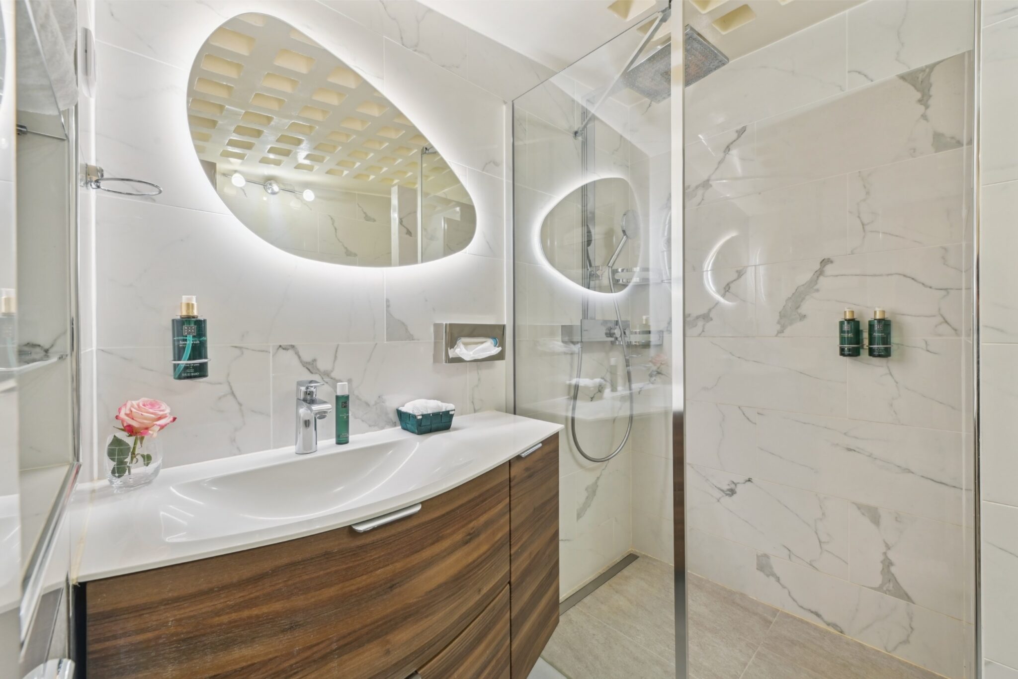 eiffel-d2-paris-apartment-rental-16th-la-maison-klebedsc_5404