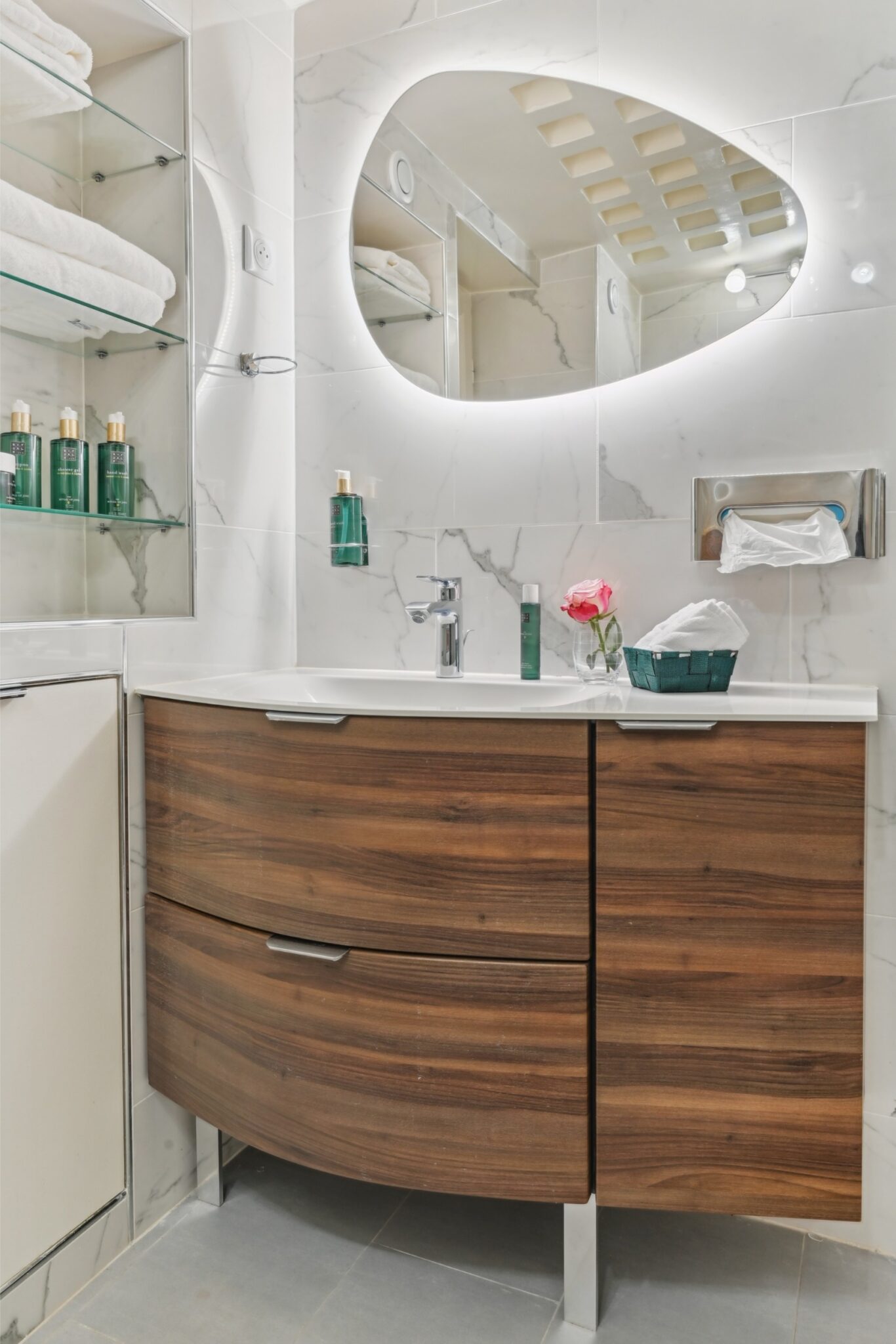 eiffel-d2-paris-apartment-rental-16th-la-maison-klebedsc_5434