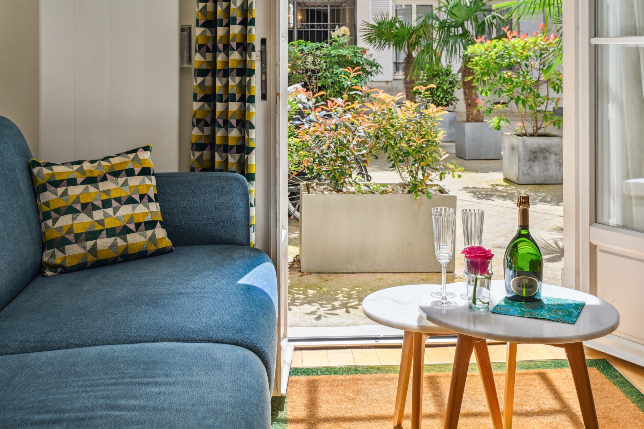 elysee-d1-paris-apartment-rental-16th-la-maison-kleber-dsc_8890