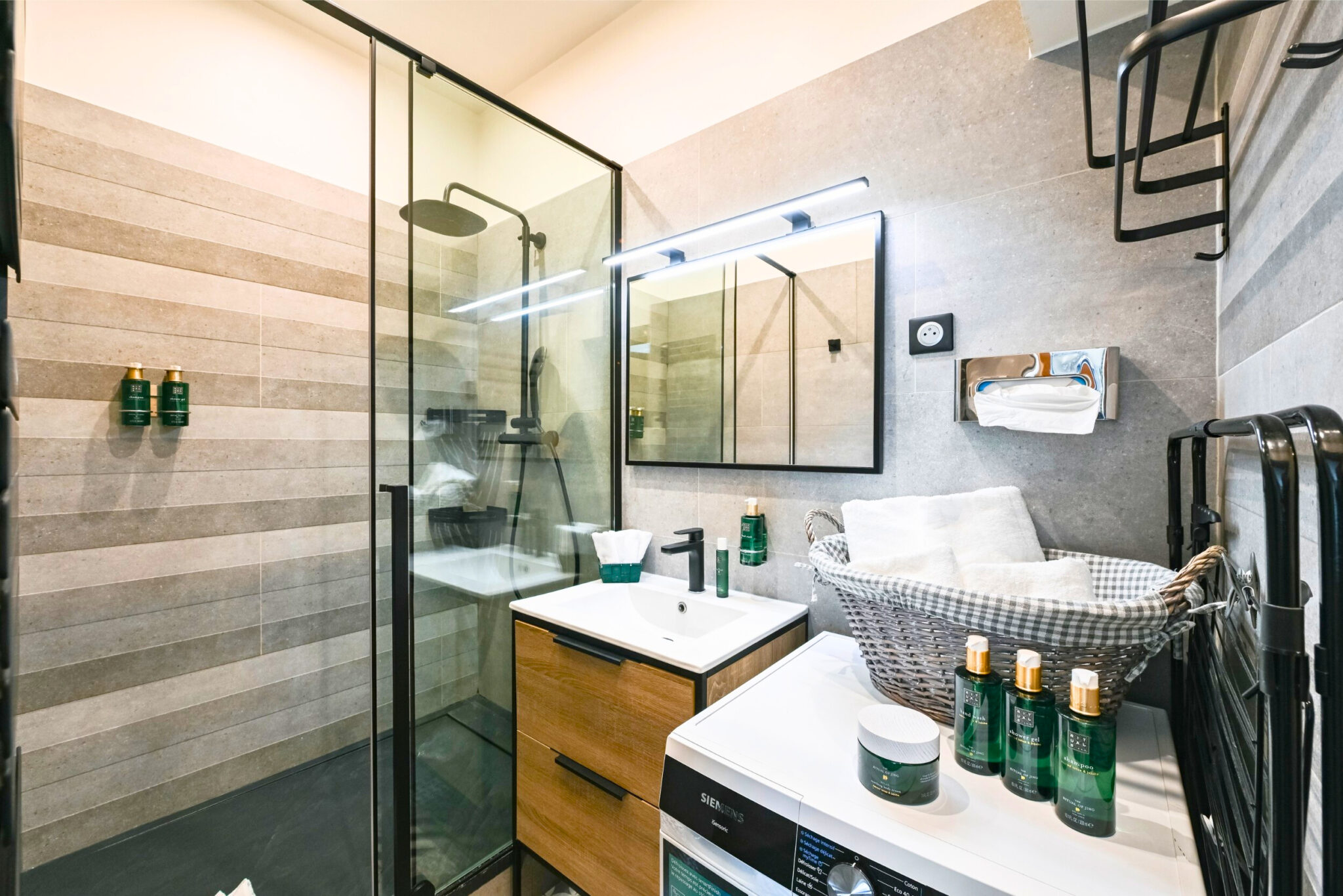 elysee-d1-paris-apartment-rental-16th-la-maison-kleber-dsc_8972-edited