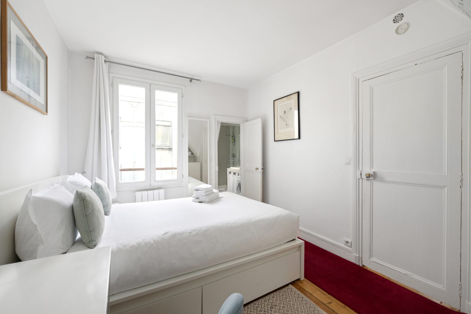 emily-h1-paris-apartment-rental-16th-la-maison-kleber-dsc_1203