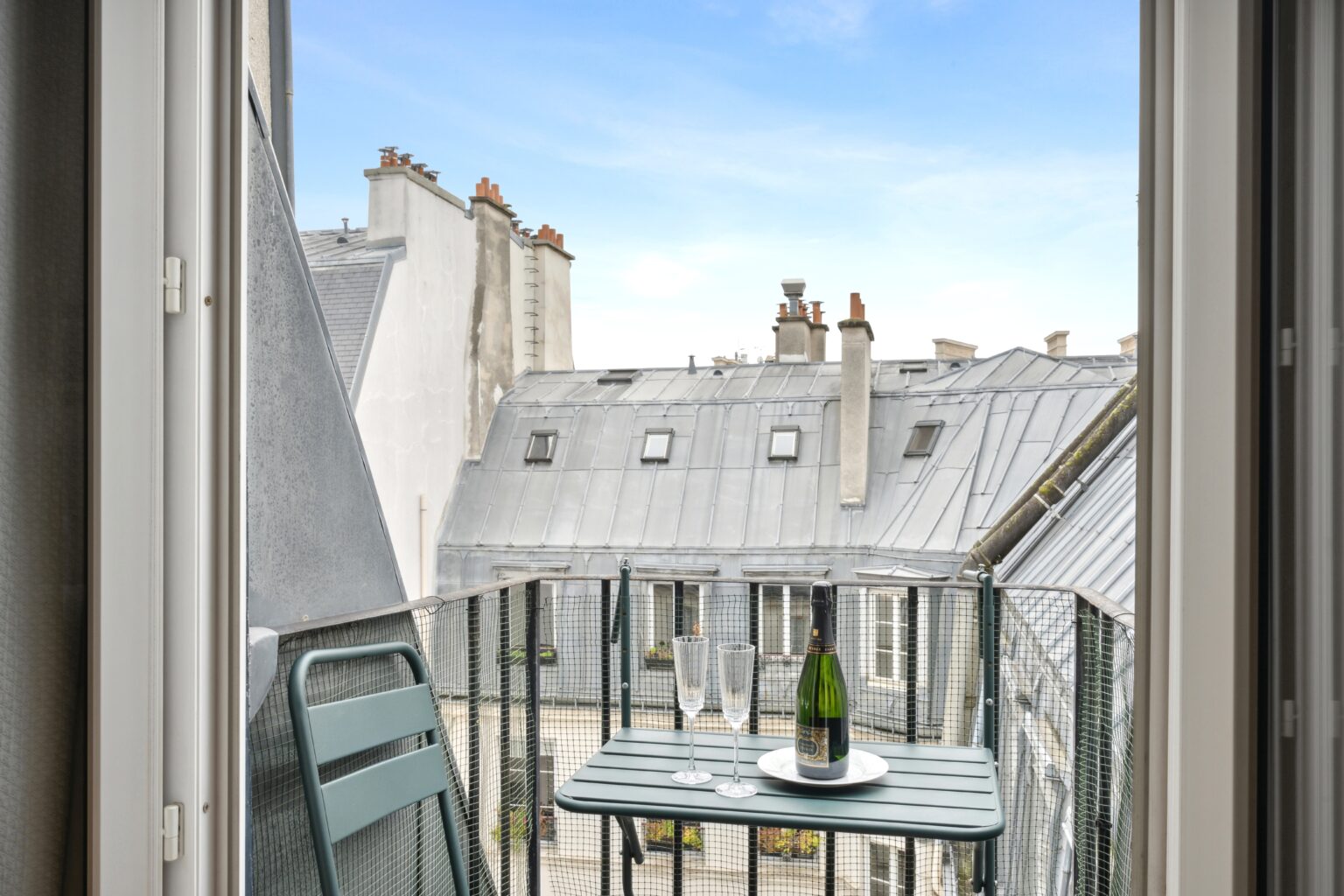 emily-h1-paris-apartment-rental-16th-la-maison-kleber-dsc_1351