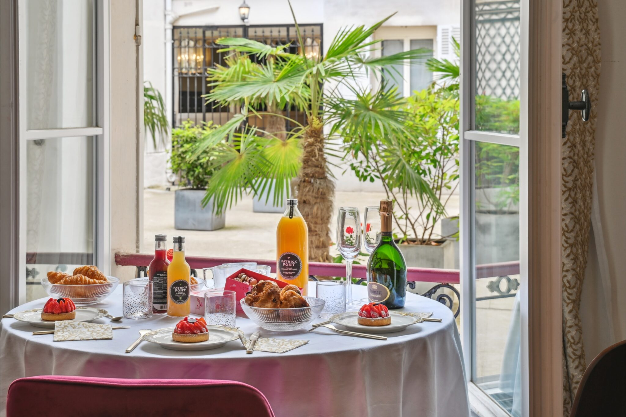 etoile-g1-paris-apartment-rental-16th-la-maison-klebedsc_5802