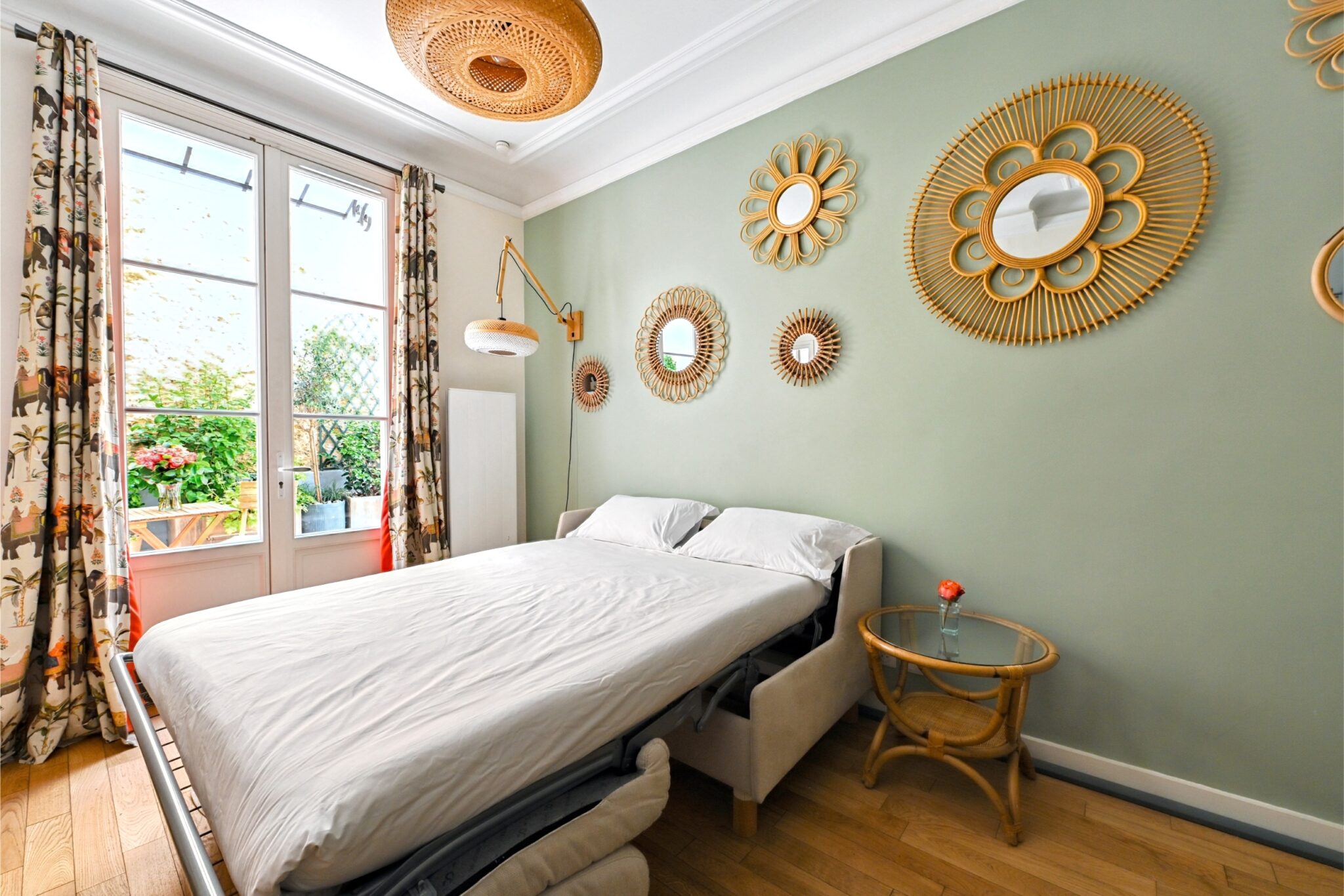 trocadero-g2-paris-apartment-rental-16th-la-maison-kleber-dsc_9397